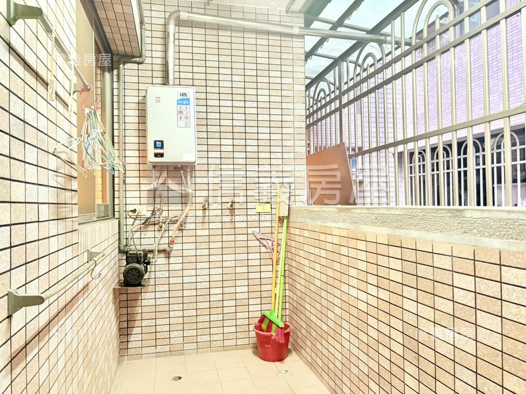 仁愛大視界房屋室內格局與周邊環境