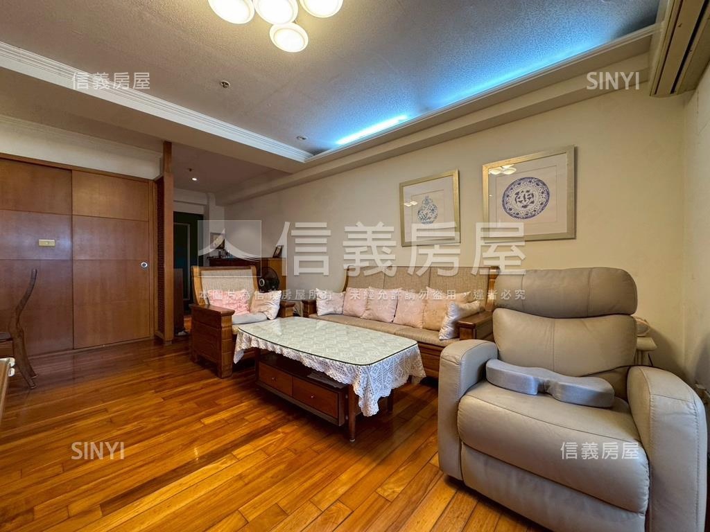 ＃新上架文心園邸三房平車房屋室內格局與周邊環境