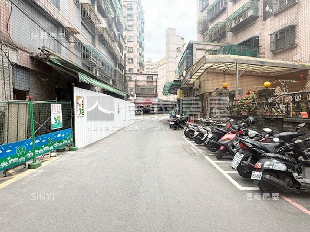 延和路頂樓加蓋公寓房屋室內格局與周邊環境