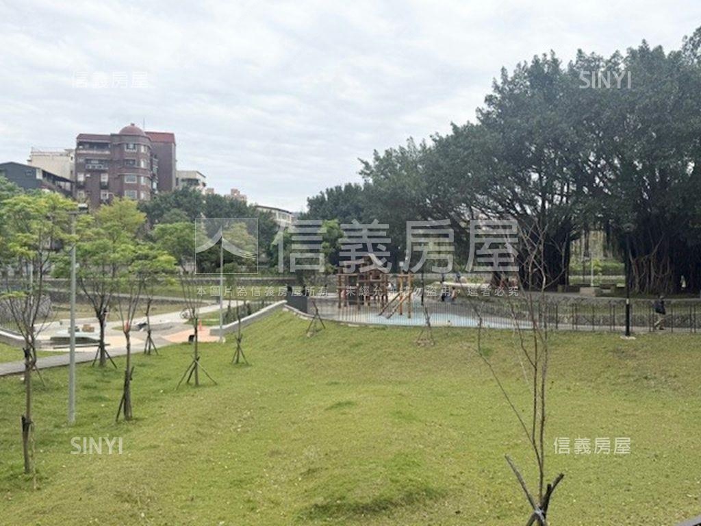 延和路頂樓加蓋公寓房屋室內格局與周邊環境