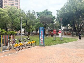 延和路頂樓加蓋公寓