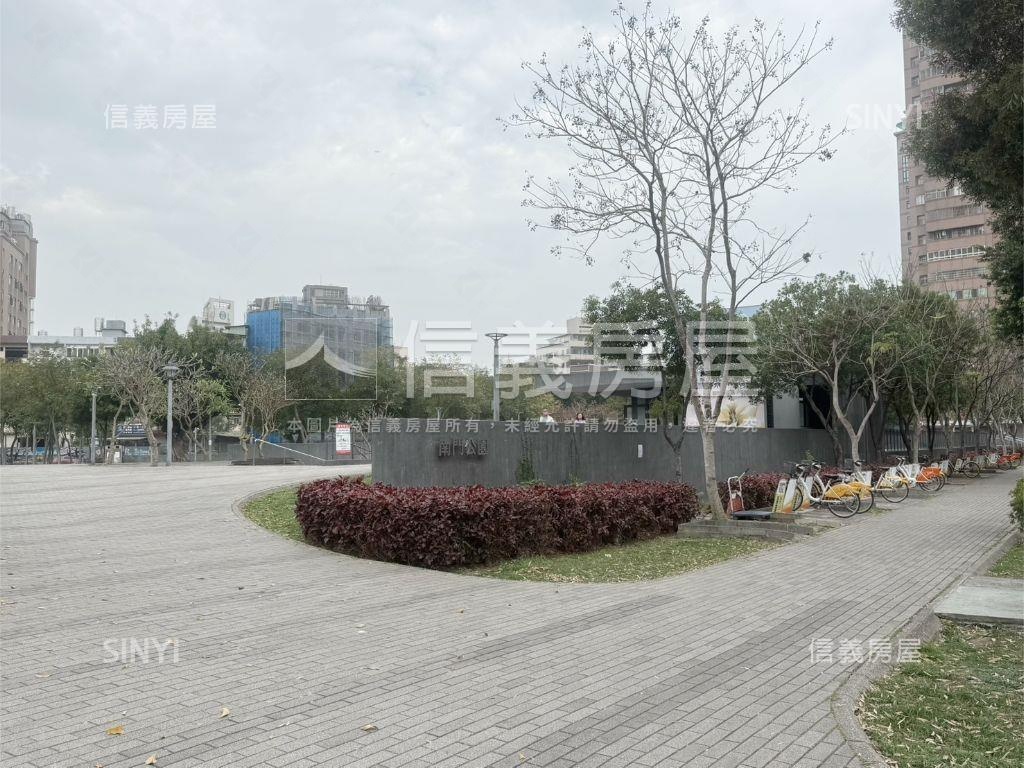 市中心質感別墅房屋室內格局與周邊環境