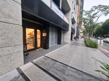正隆官邸稀有店面