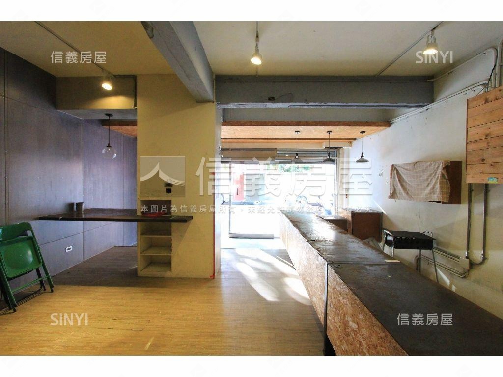 世新鑽石大一樓房屋室內格局與周邊環境