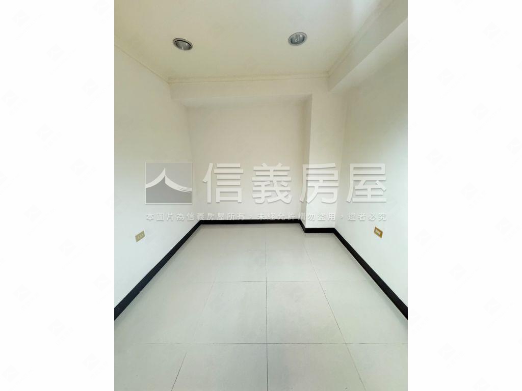 中正路低總價高樓三房房屋室內格局與周邊環境