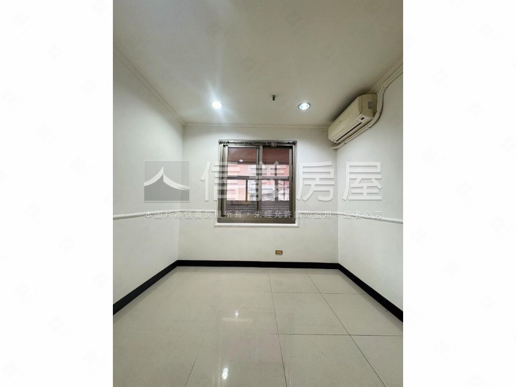 中正路低總價高樓三房房屋室內格局與周邊環境