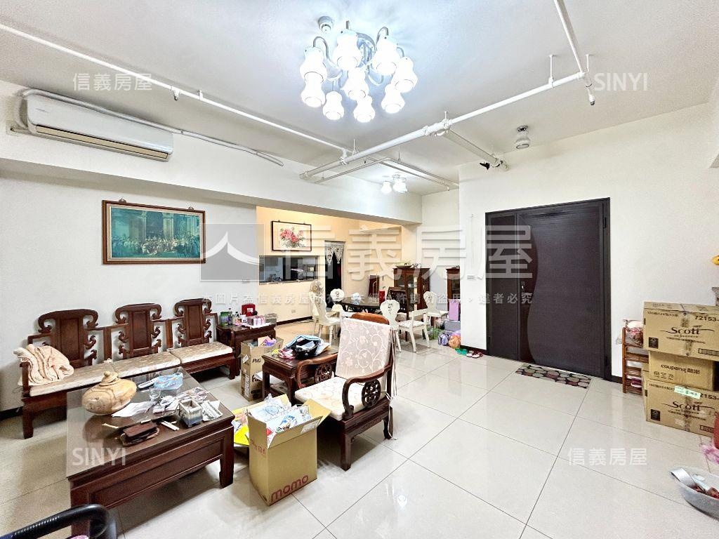 捷運新都星捷運景觀戶房屋室內格局與周邊環境