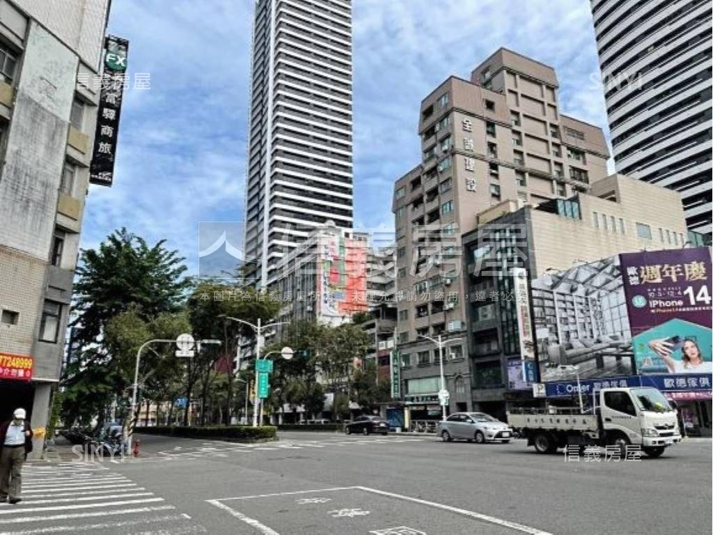 近捷運亮四房美宅房屋室內格局與周邊環境