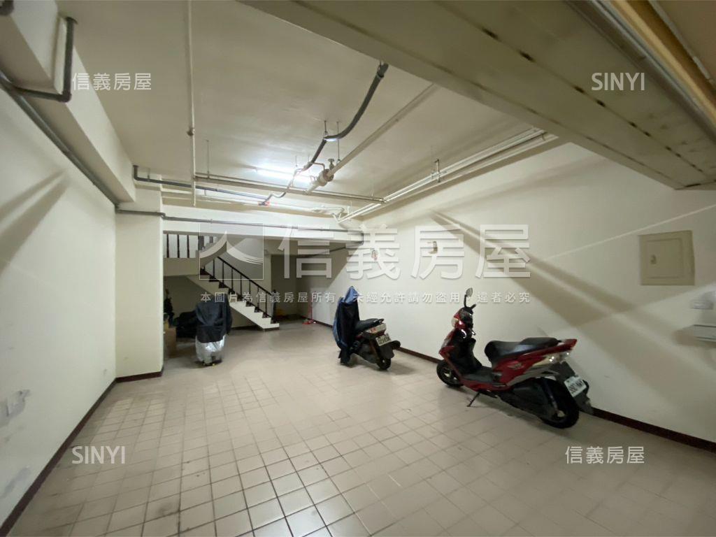湯城世紀臨路店面房屋室內格局與周邊環境
