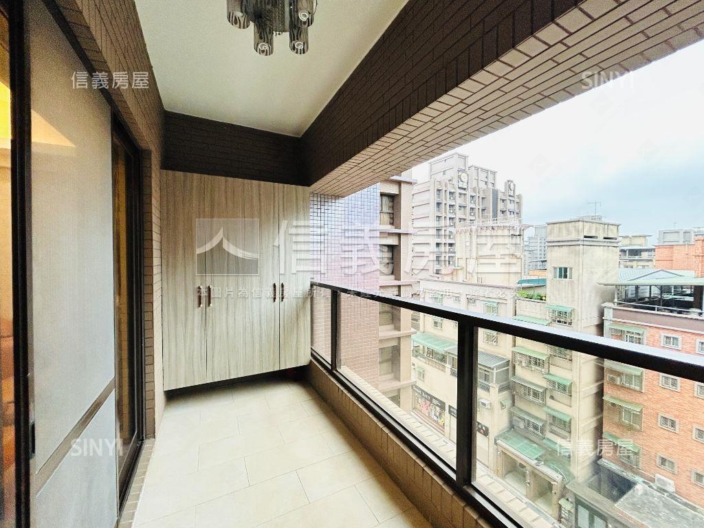 昇揚大三房車位房屋室內格局與周邊環境