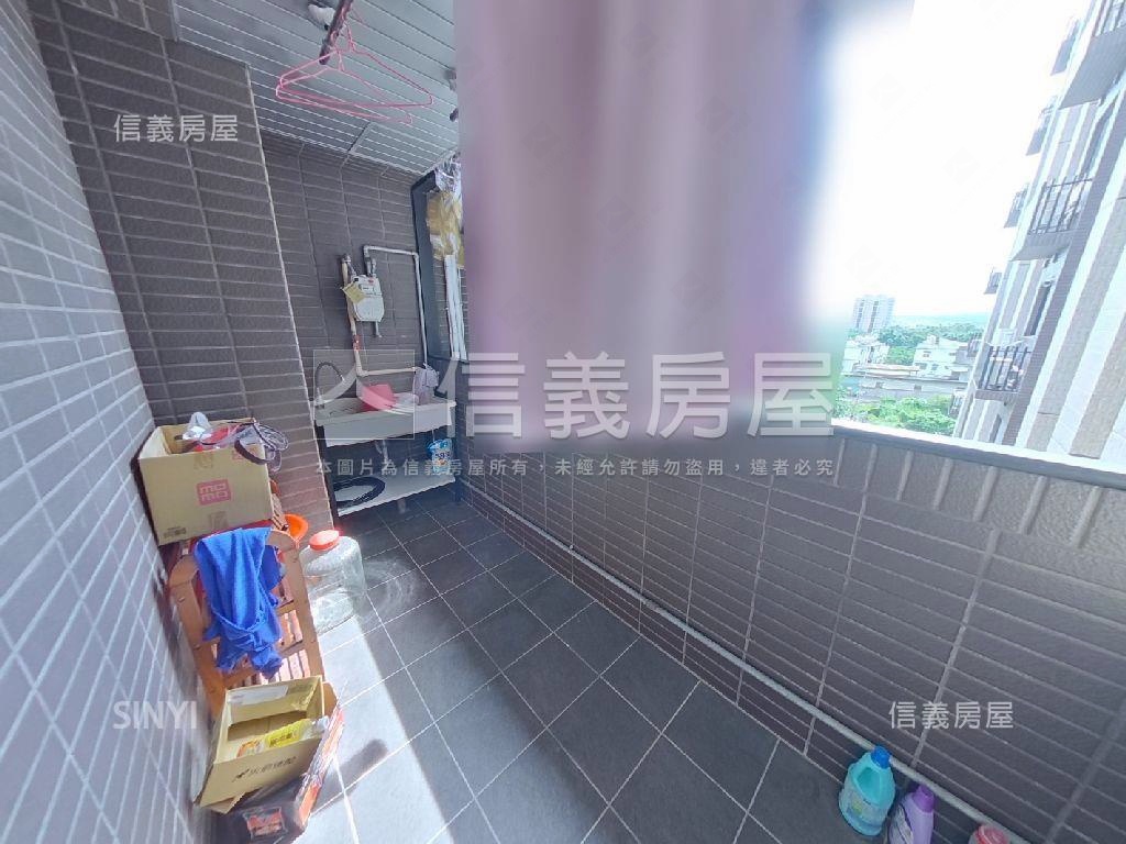 宜雄丰疆指標三房雙車位房屋室內格局與周邊環境