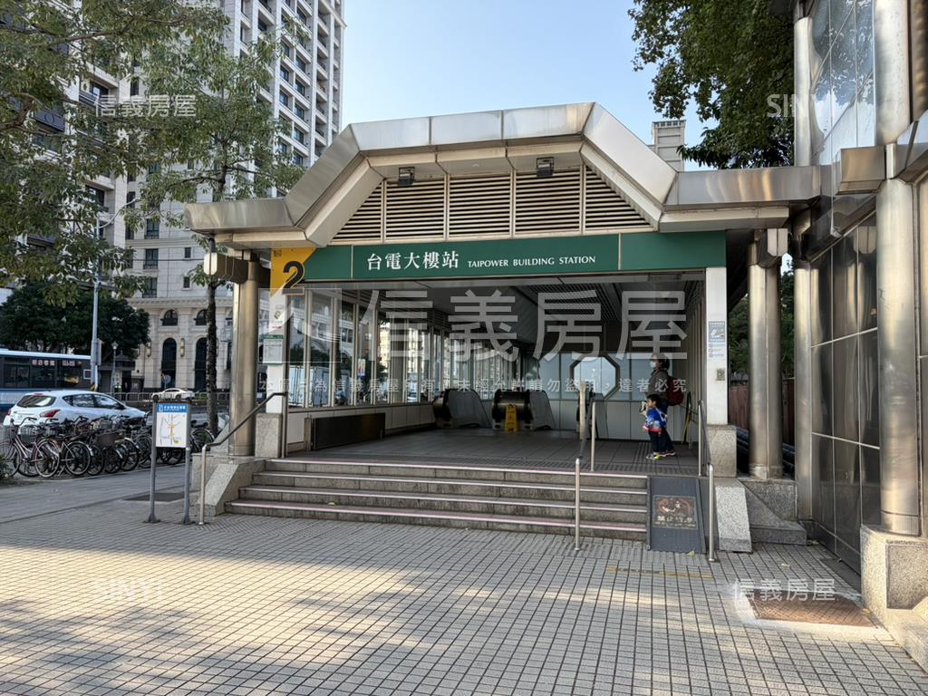 台大精品電梯三房車位房屋室內格局與周邊環境