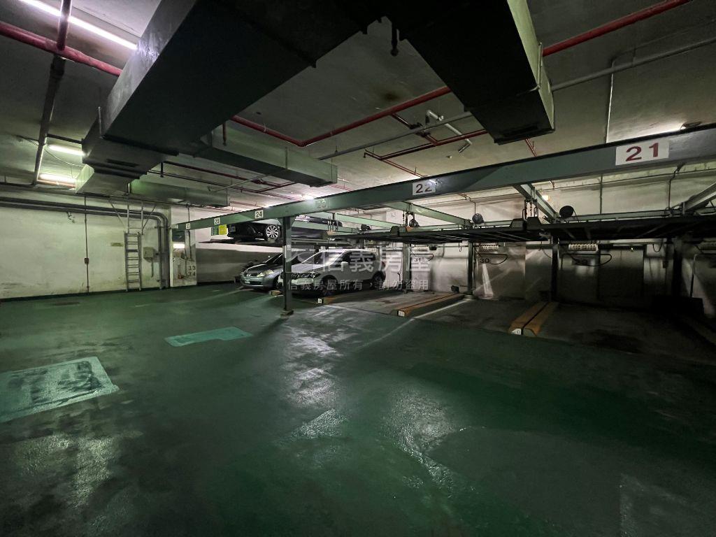 北大路辦公室有車位房屋室內格局與周邊環境