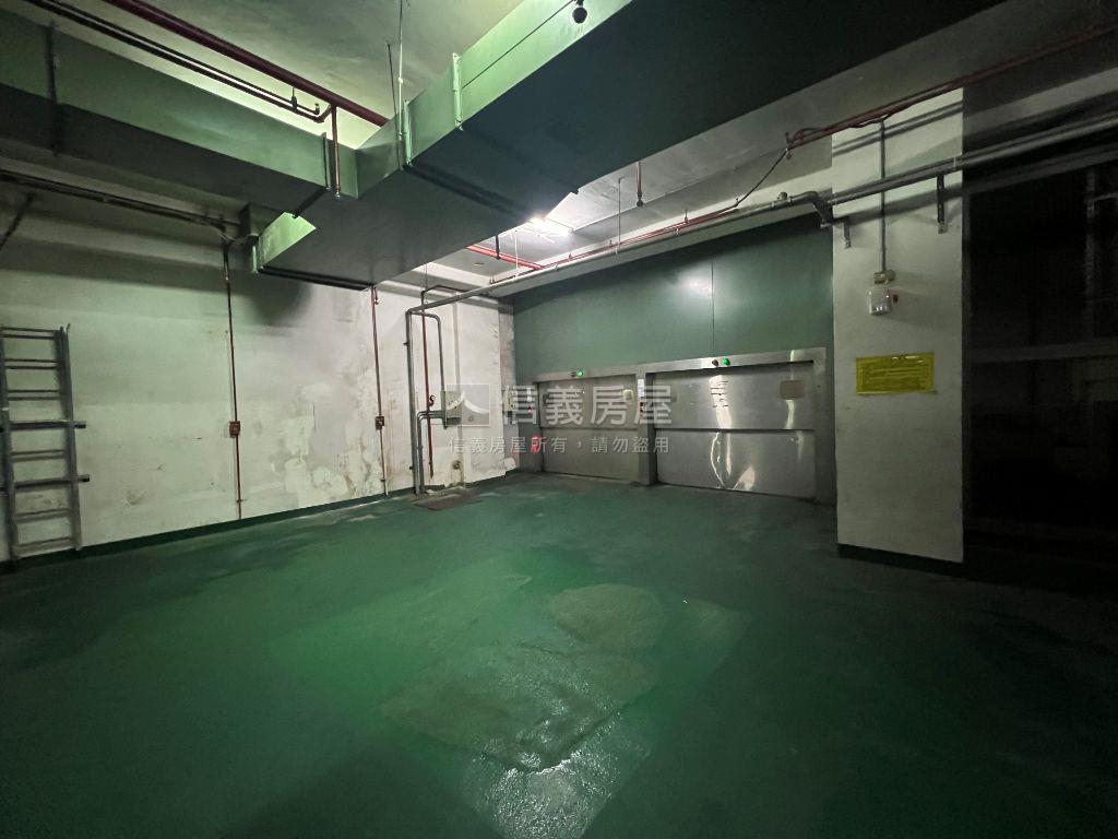 北大路辦公室有車位房屋室內格局與周邊環境