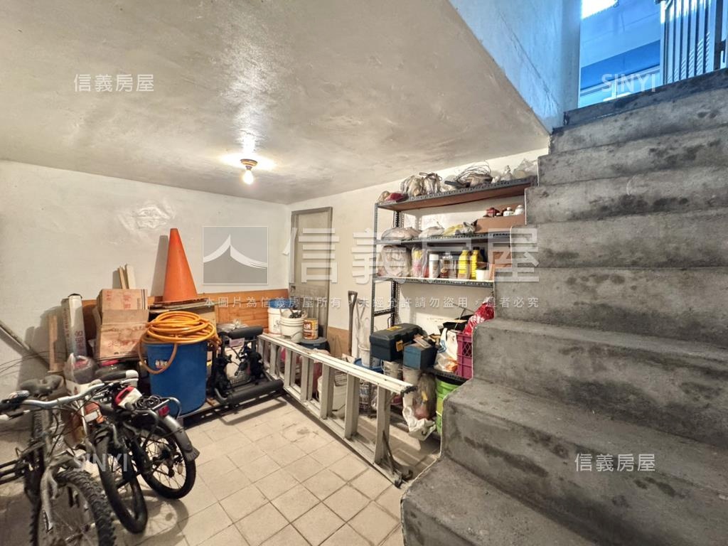 文化中心稀有五福學區透店房屋室內格局與周邊環境