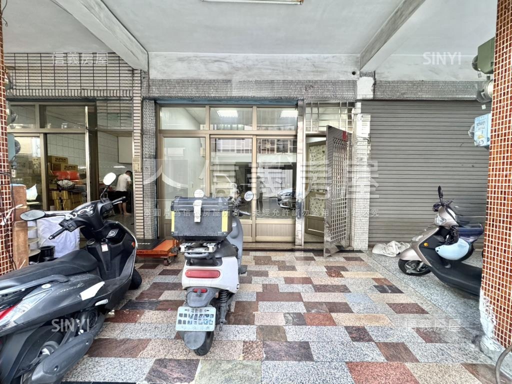 文化中心稀有五福學區透店房屋室內格局與周邊環境