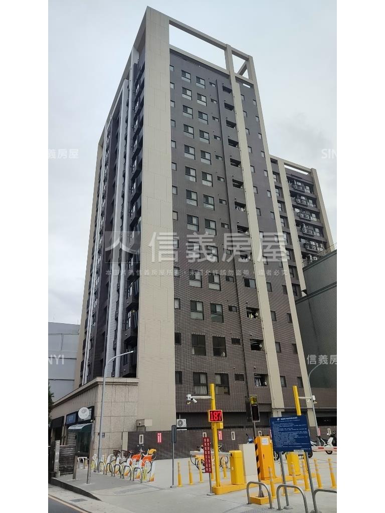 站前ＯＮＥ高樓美宅房屋室內格局與周邊環境