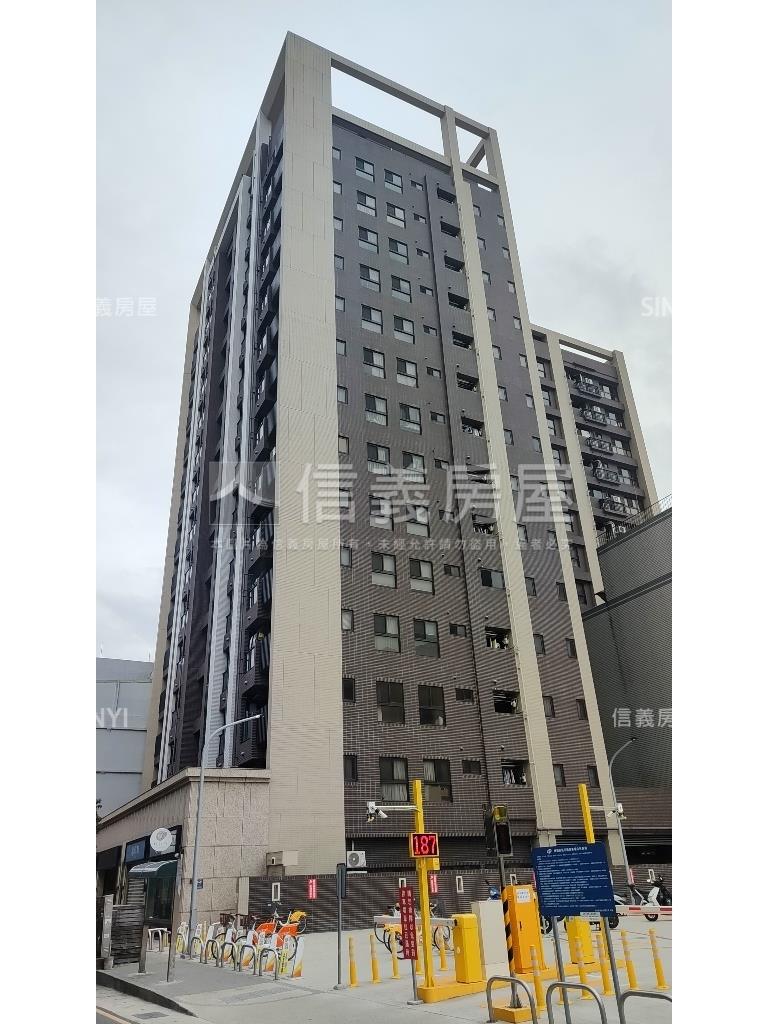 站前ＯＮＥ高樓美宅房屋室內格局與周邊環境