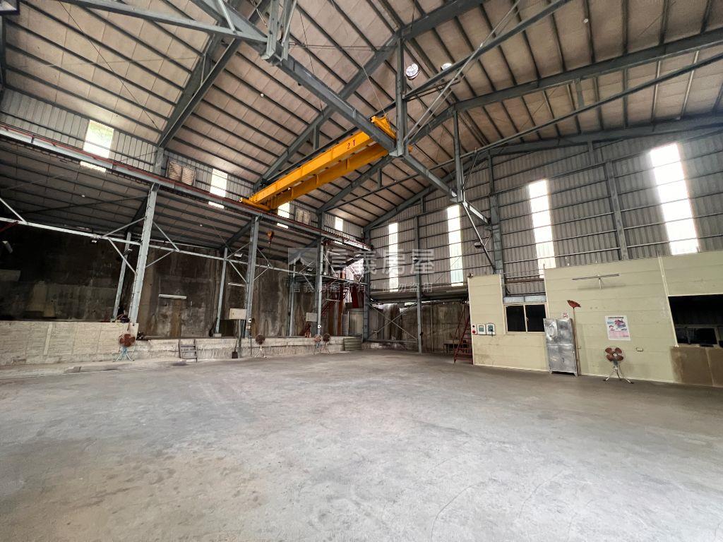 土城丁建廠房土城加挑鋼構房屋室內格局與周邊環境