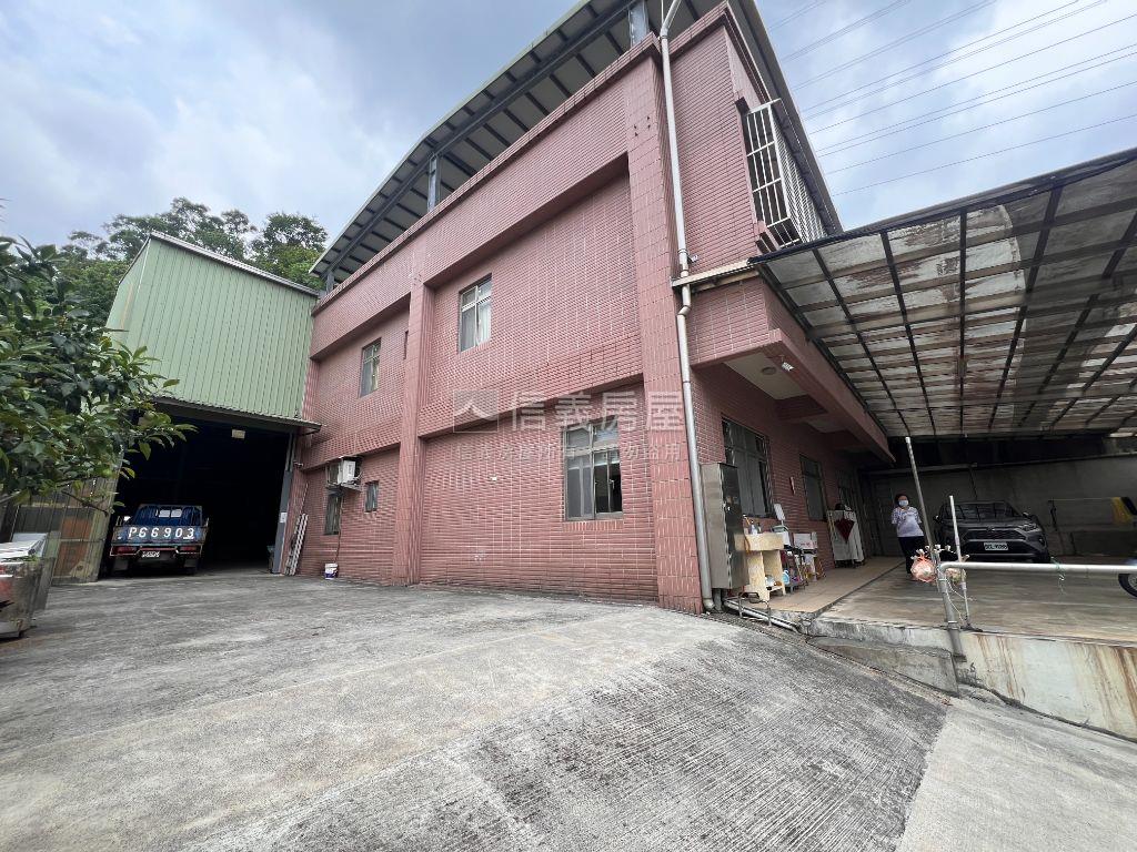 土城丁建廠房土城加挑鋼構房屋室內格局與周邊環境