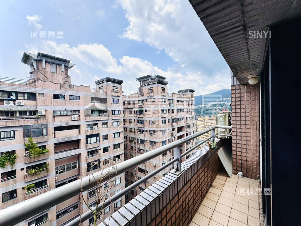 汐科宏國大鎮高樓朝陽四房房屋室內格局與周邊環境