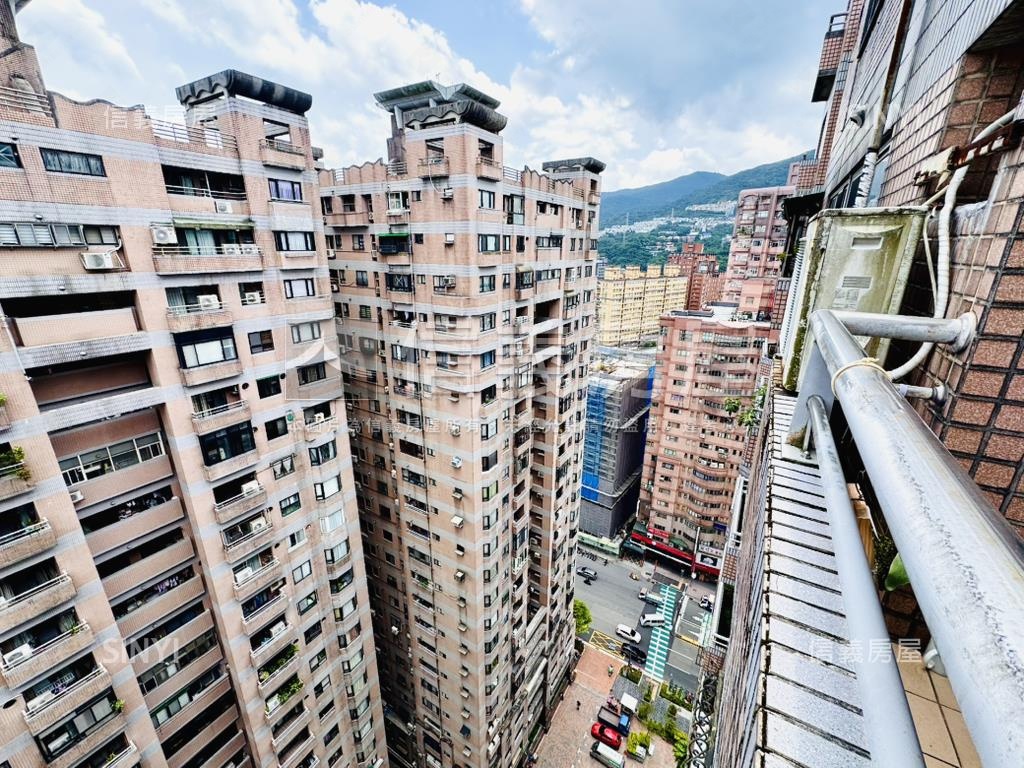 汐科宏國大鎮高樓朝陽四房房屋室內格局與周邊環境