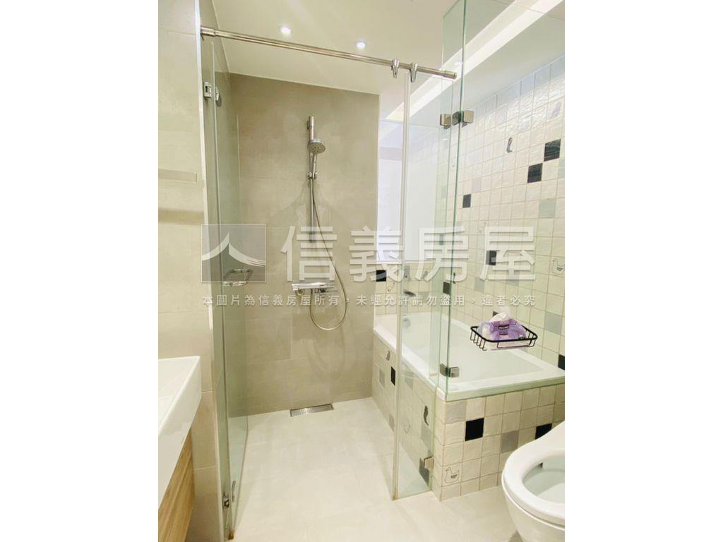 可看屋－立功電梯裝潢３房房屋室內格局與周邊環境