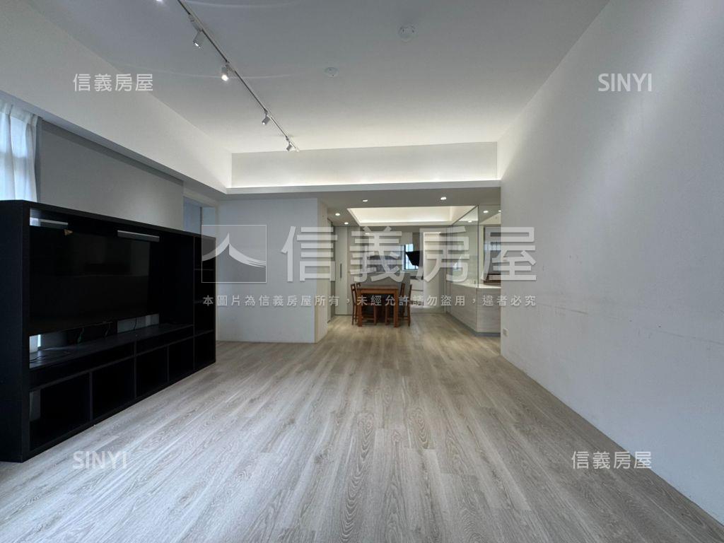 可看屋－立功電梯裝潢３房房屋室內格局與周邊環境