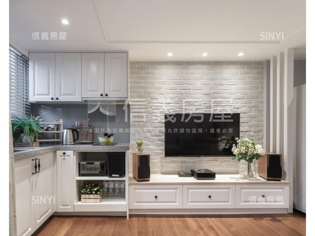 專任＊皇普極品＋大車位房屋室內格局與周邊環境