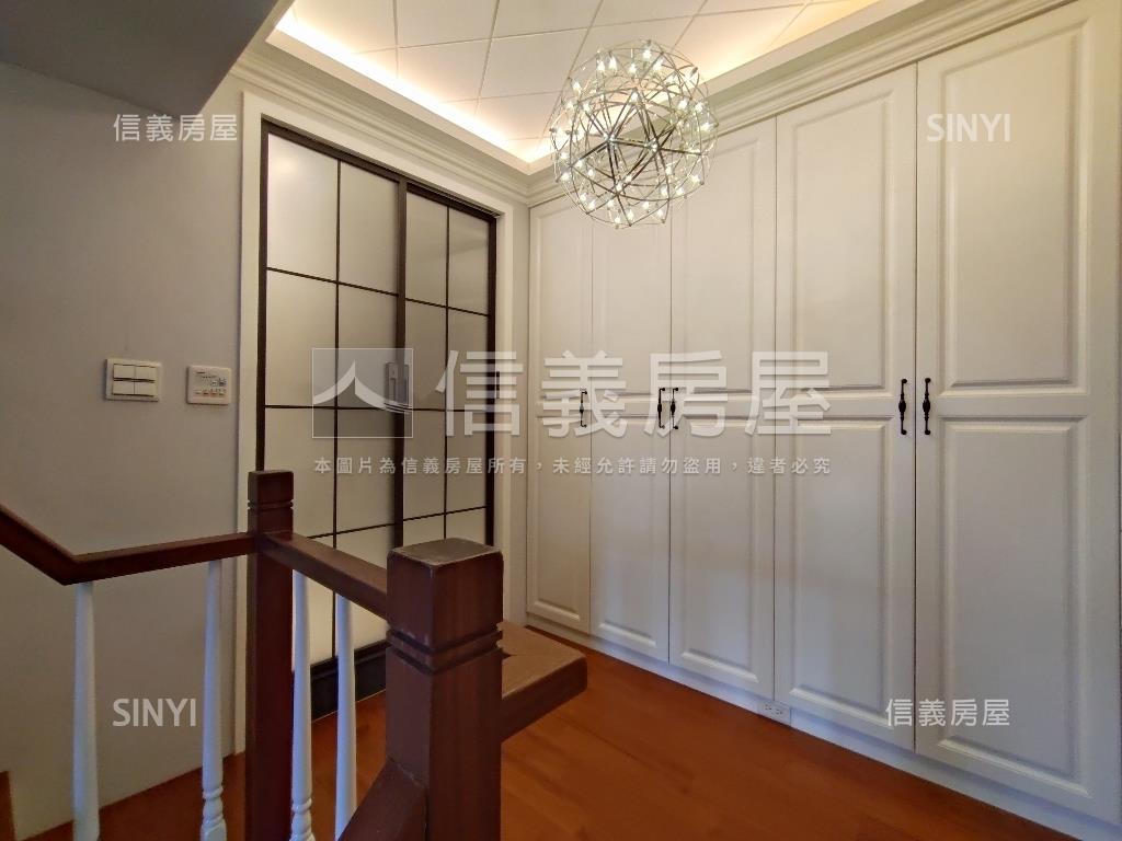 專任＊皇普極品＋大車位房屋室內格局與周邊環境