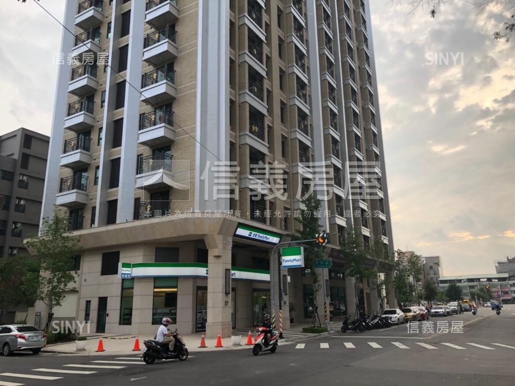 微笑世紀柏悅特區兩房房屋室內格局與周邊環境