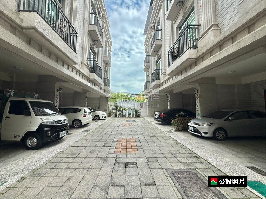 近國道８新吉電梯別墅房屋室內格局與周邊環境