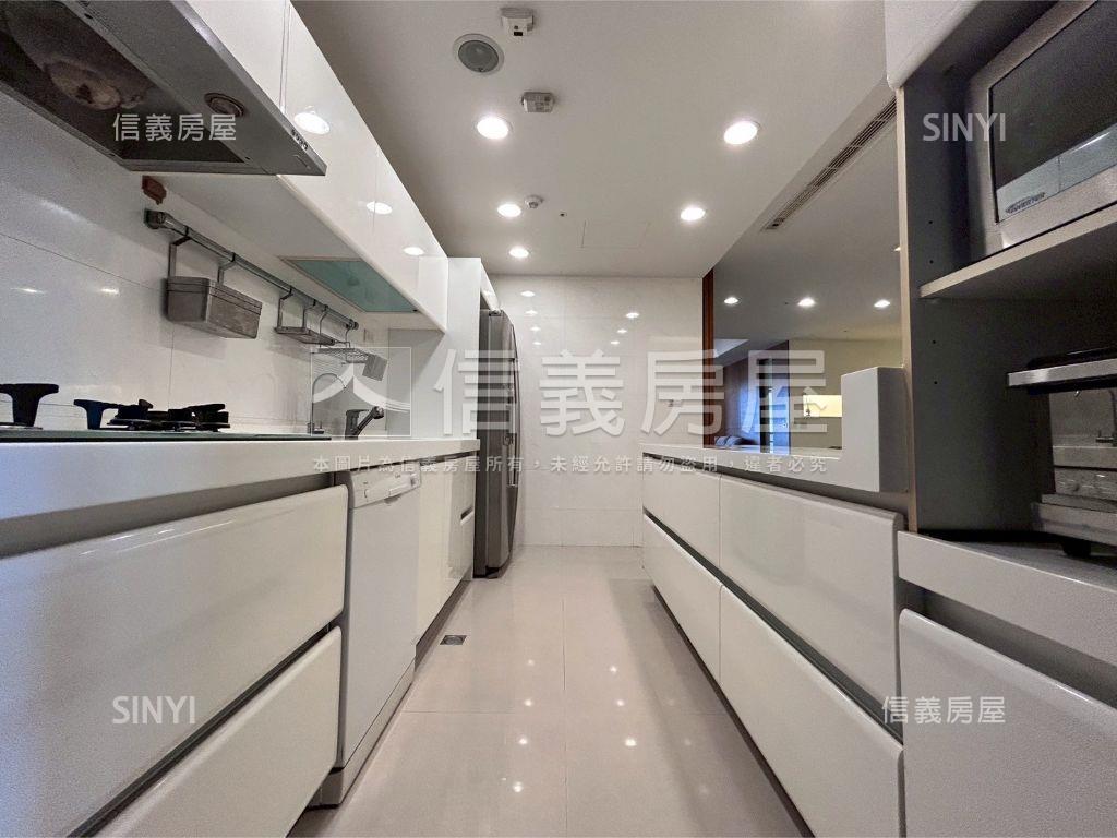 正草悟道近洲際酒店四房房屋室內格局與周邊環境