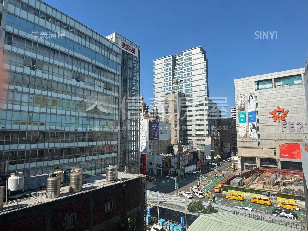 寸土寸金火車站旁金透店房屋室內格局與周邊環境