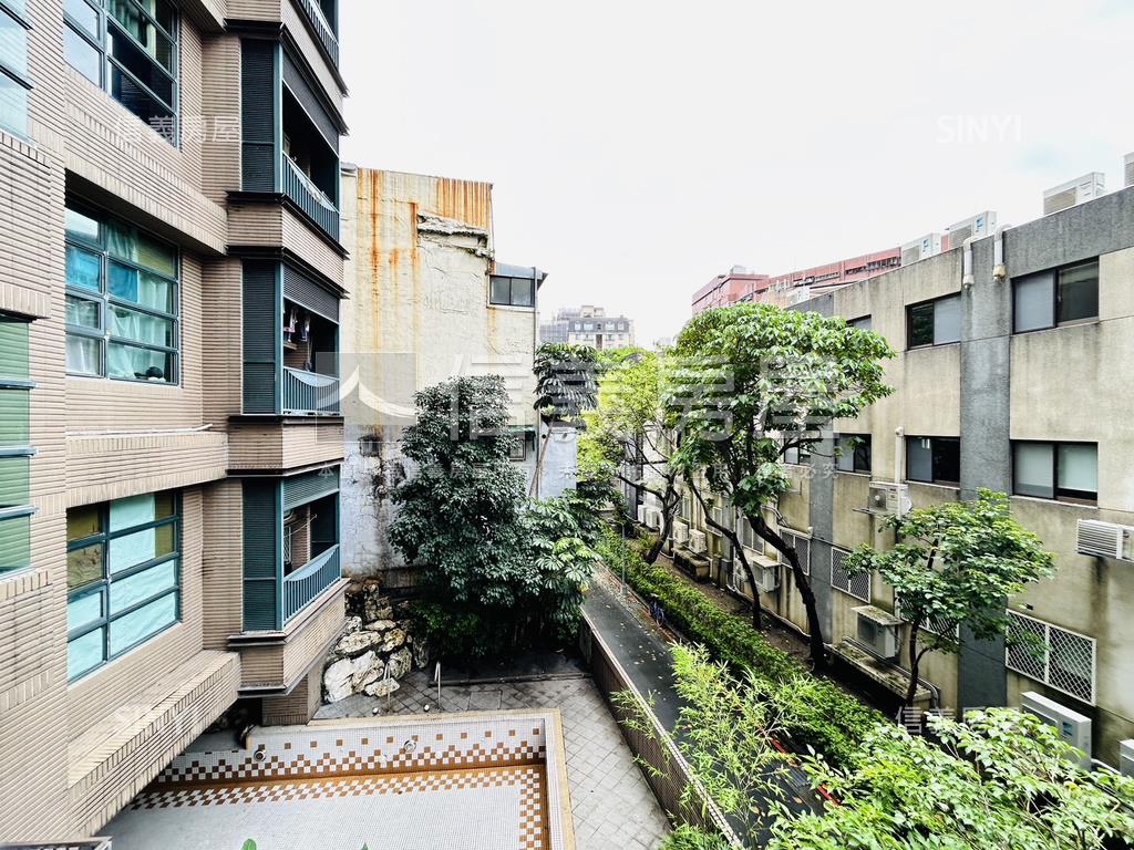 中山北隨意鳥２房房屋室內格局與周邊環境