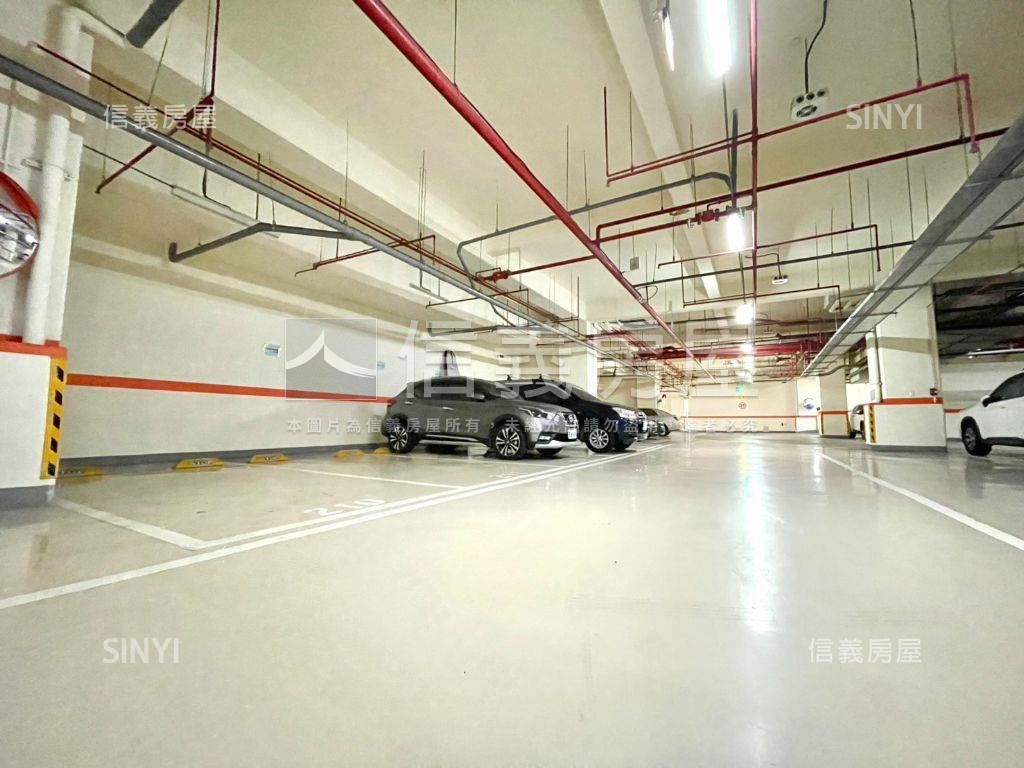 勝美新橫濱高樓三房雙平車房屋室內格局與周邊環境