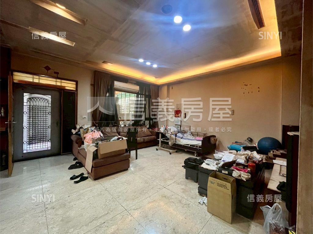 大華邊間採光美大地坪透天房屋室內格局與周邊環境