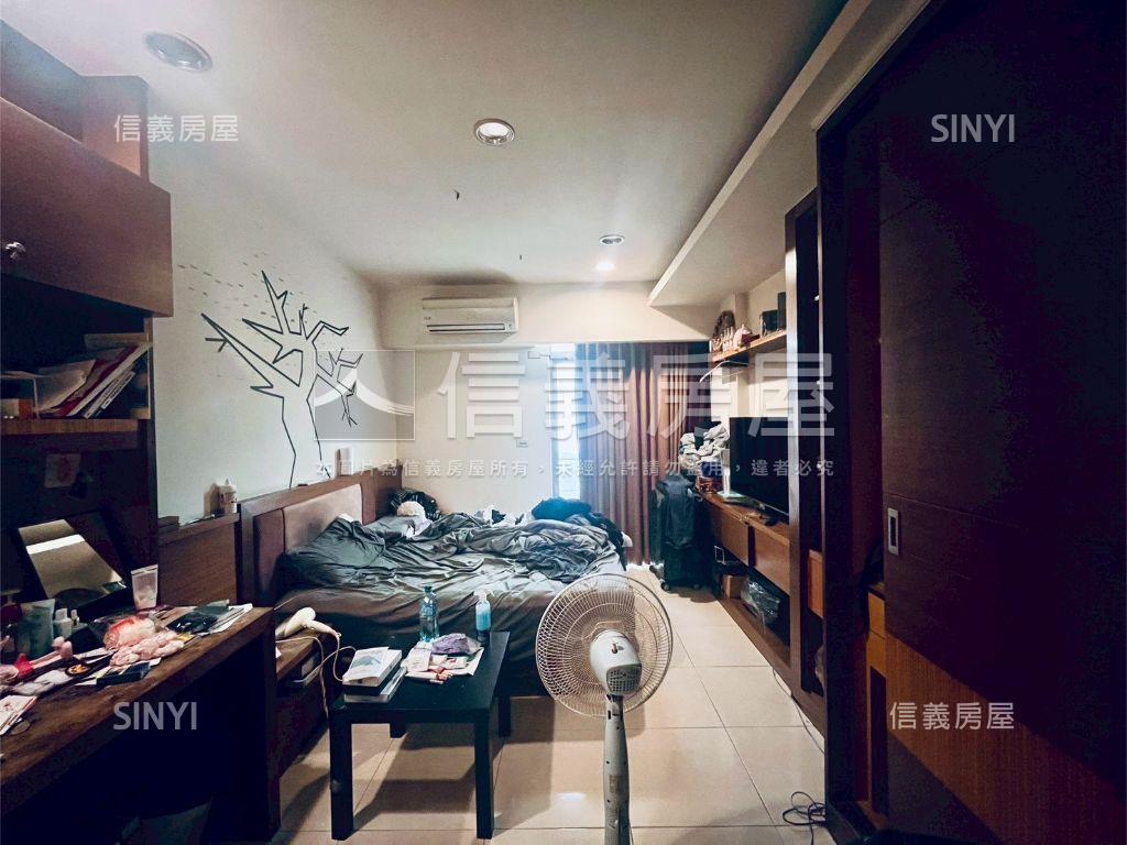 大華邊間採光美大地坪透天房屋室內格局與周邊環境