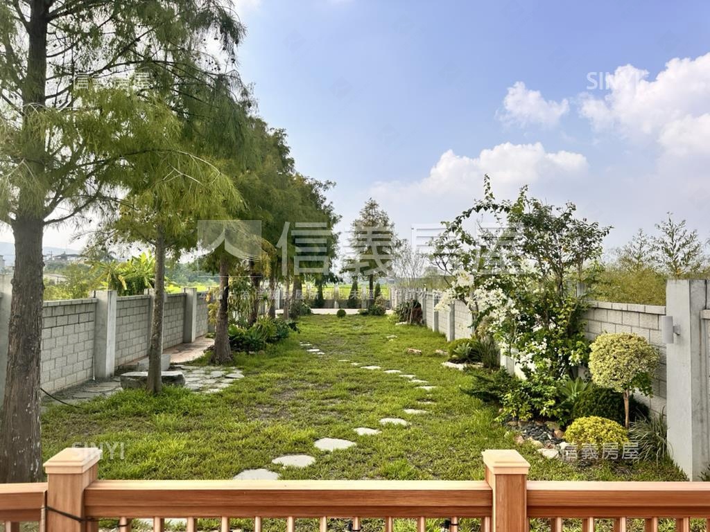 南投開心農場庭院花園農舍房屋室內格局與周邊環境