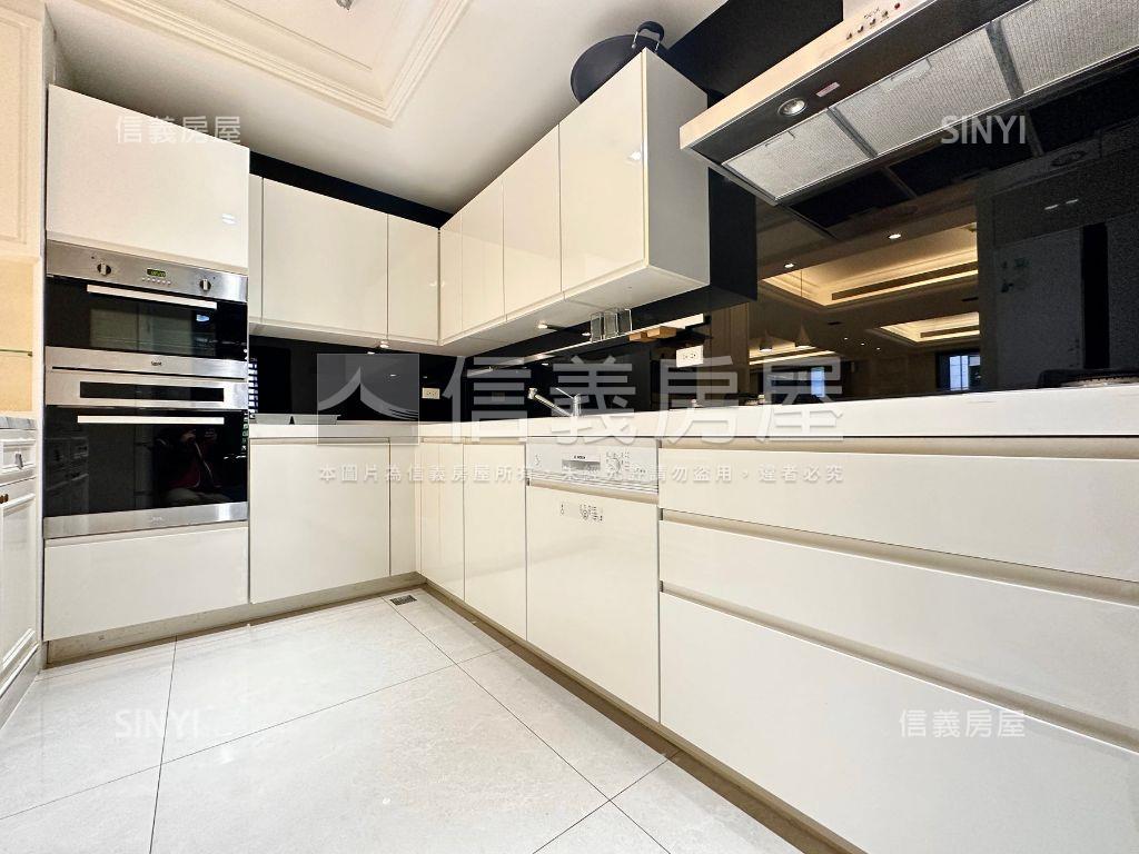 三名園樹景美屋房屋室內格局與周邊環境