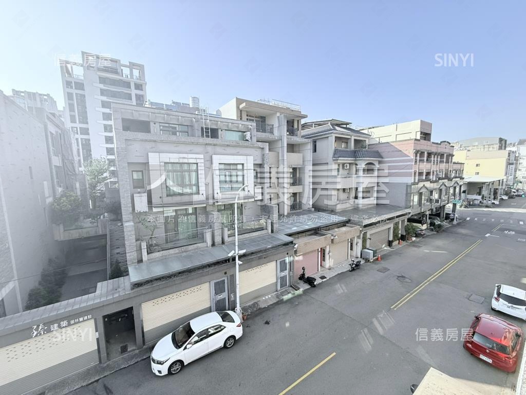 商業區百坪邊間透天房屋室內格局與周邊環境