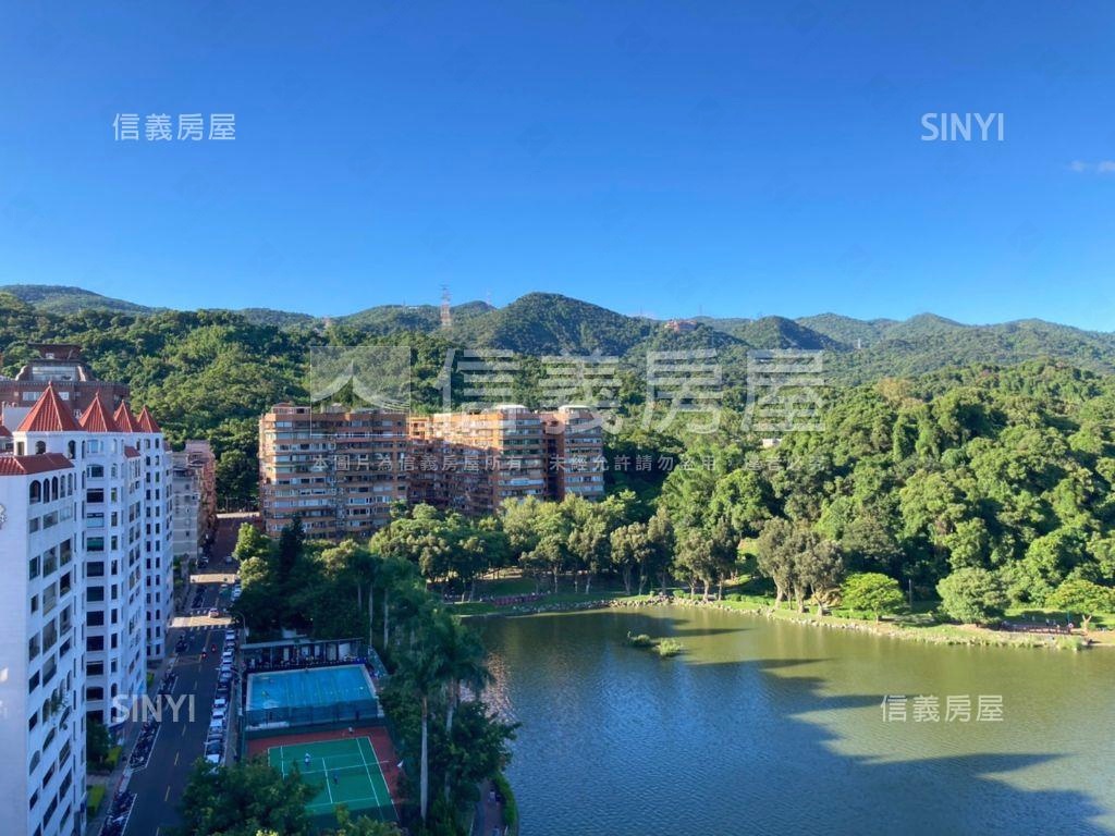 令人陶醉的遼闊山景與湖景房屋室內格局與周邊環境