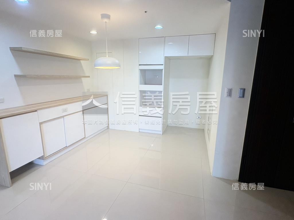 水湳經貿惠宇禮仁三房平車房屋室內格局與周邊環境
