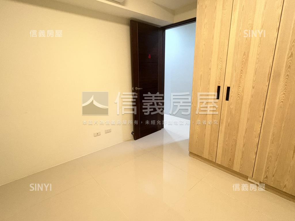 水湳經貿惠宇禮仁三房平車房屋室內格局與周邊環境