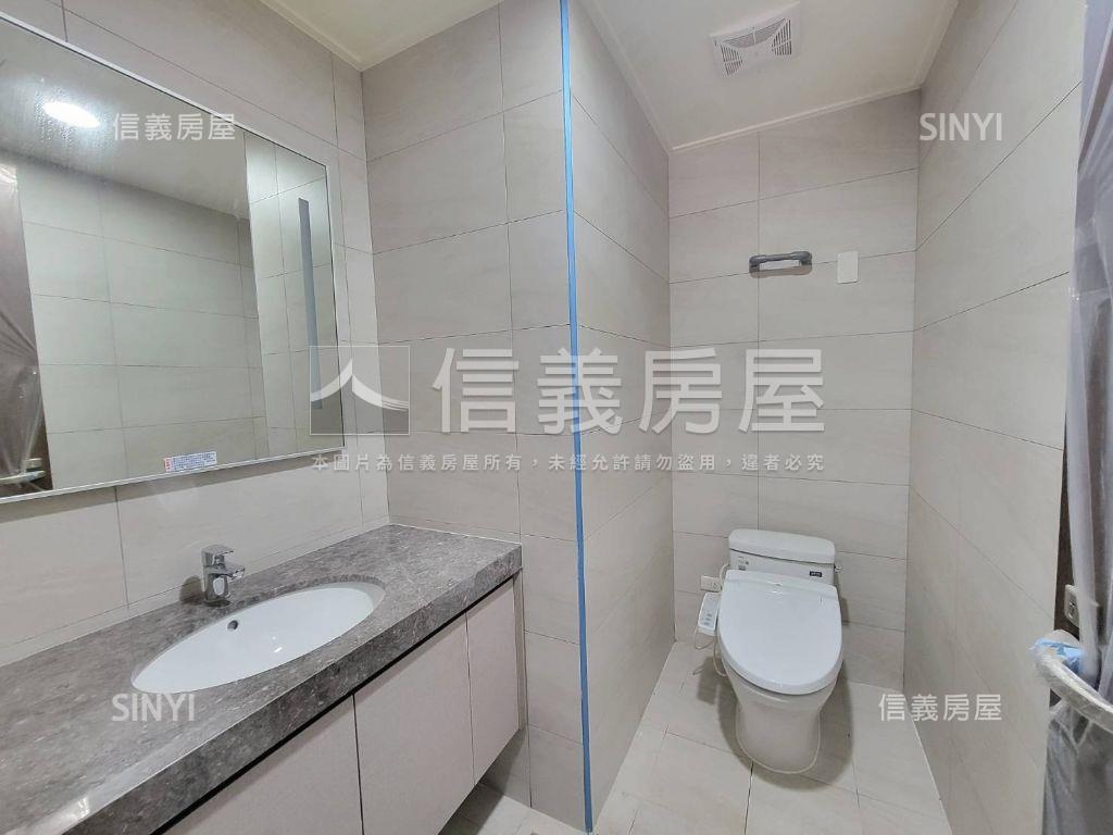 九揚華威大面寬店面房屋室內格局與周邊環境