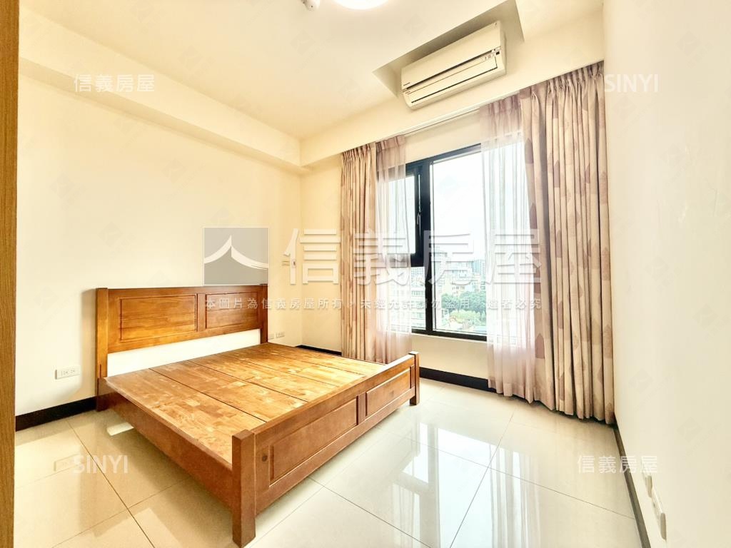 國際珍鑽美３房車位房屋室內格局與周邊環境