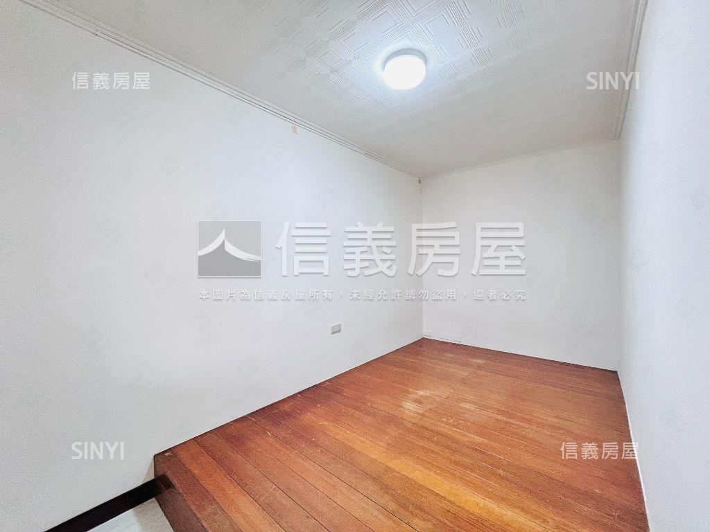 愛七街低總價三房房屋室內格局與周邊環境