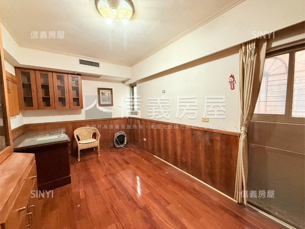 藝墅天地。邊間美別墅房屋室內格局與周邊環境