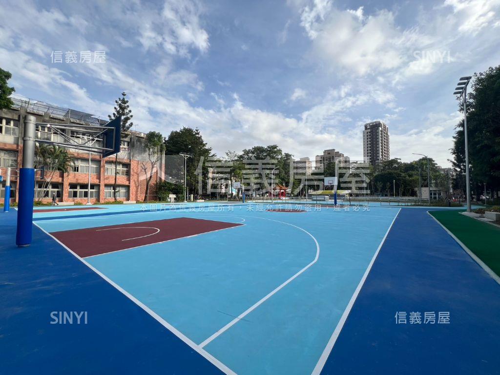 ★邊間二樓★方正三房房屋室內格局與周邊環境