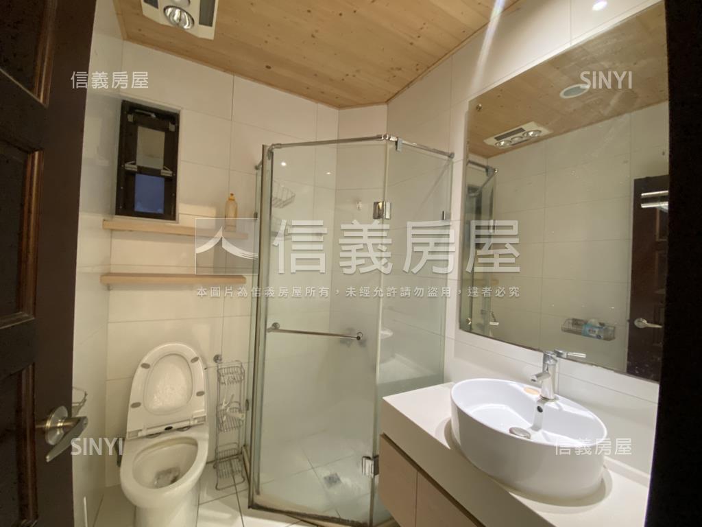 敦悅邊間３房車位房屋室內格局與周邊環境